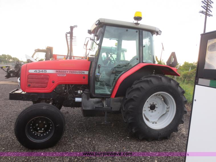 image for item D2163 2003 Massey Ferguson 4345 tractor