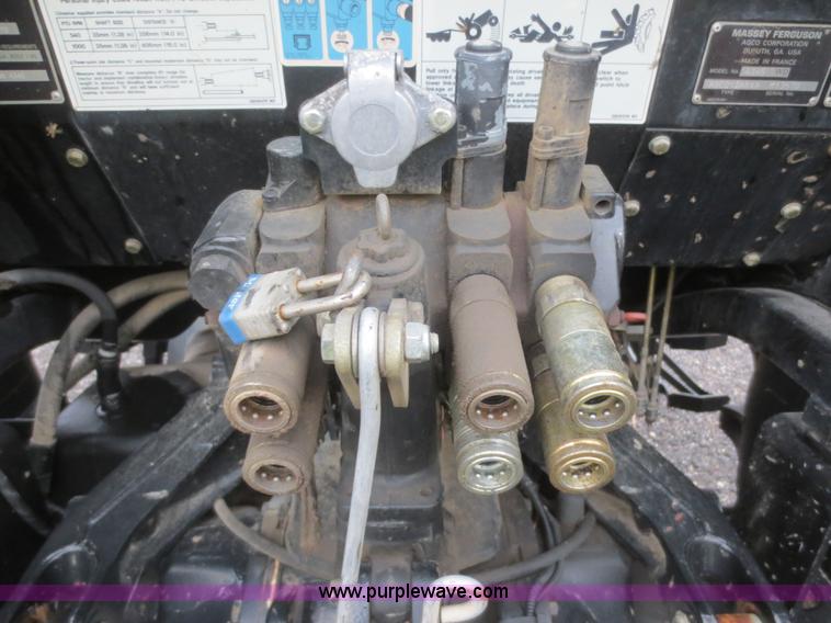 image for item D2163 2003 Massey Ferguson 4345 tractor