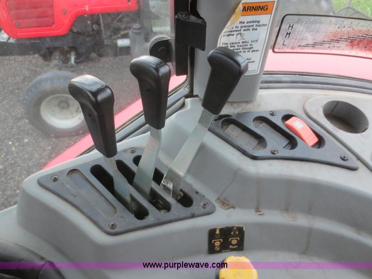 image for item D2163 2003 Massey Ferguson 4345 tractor