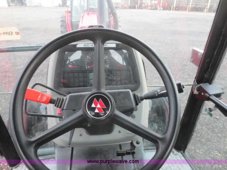 image for item D2163 2003 Massey Ferguson 4345 tractor