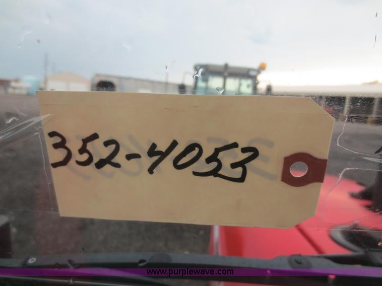 image for item D2163 2003 Massey Ferguson 4345 tractor