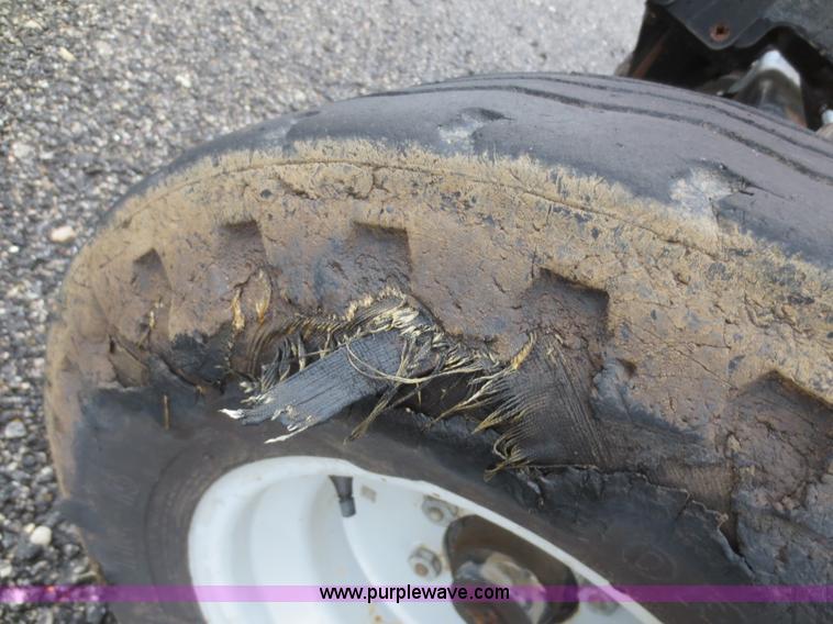 image for item D2164 2003 Massey Ferguson 4345 tractor