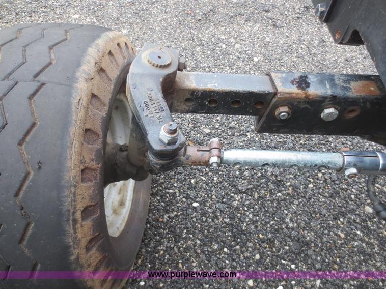 image for item D2164 2003 Massey Ferguson 4345 tractor