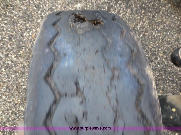 image for item D2164 2003 Massey Ferguson 4345 tractor