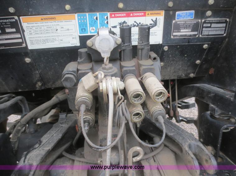 image for item D2164 2003 Massey Ferguson 4345 tractor