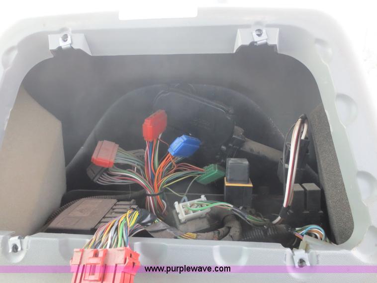 image for item D2164 2003 Massey Ferguson 4345 tractor