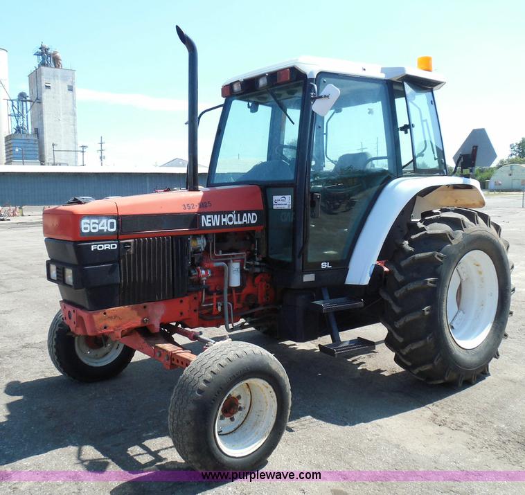 image for item E7948 1995 New Holland 6640 tractor