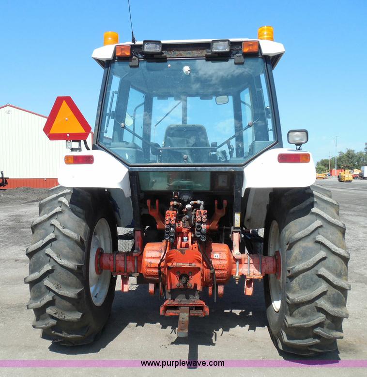 image for item E7948 1995 New Holland 6640 tractor