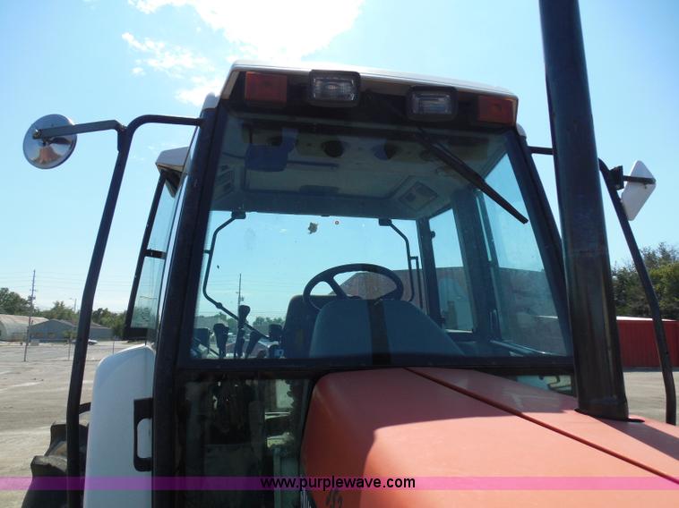 image for item E7948 1995 New Holland 6640 tractor