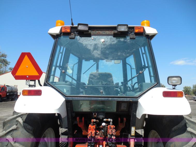 image for item E7948 1995 New Holland 6640 tractor