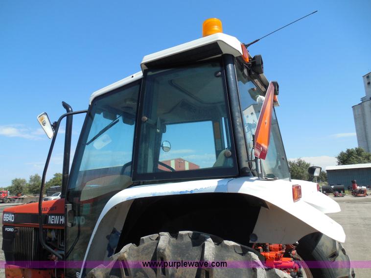 image for item E7948 1995 New Holland 6640 tractor
