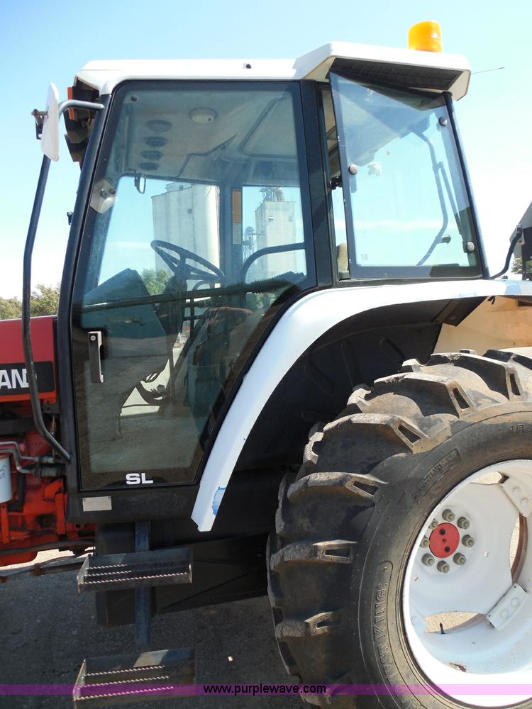 image for item E7948 1995 New Holland 6640 tractor