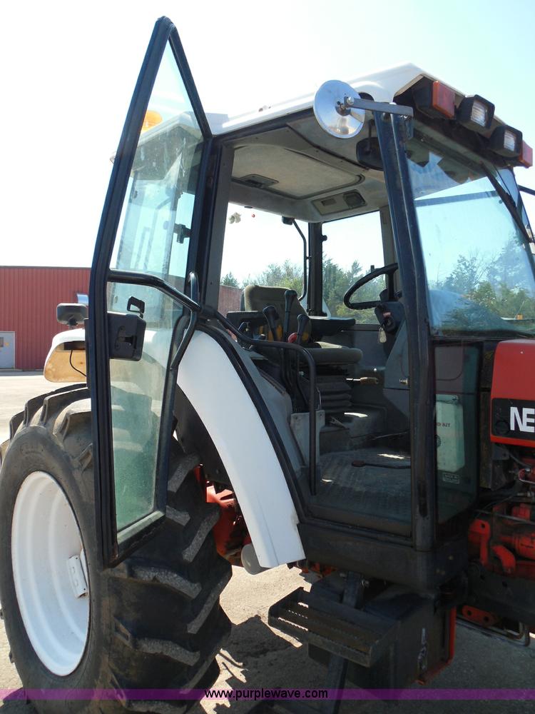 image for item E7948 1995 New Holland 6640 tractor