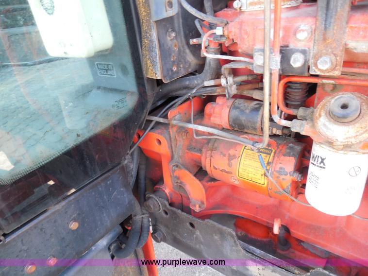 image for item E7948 1995 New Holland 6640 tractor