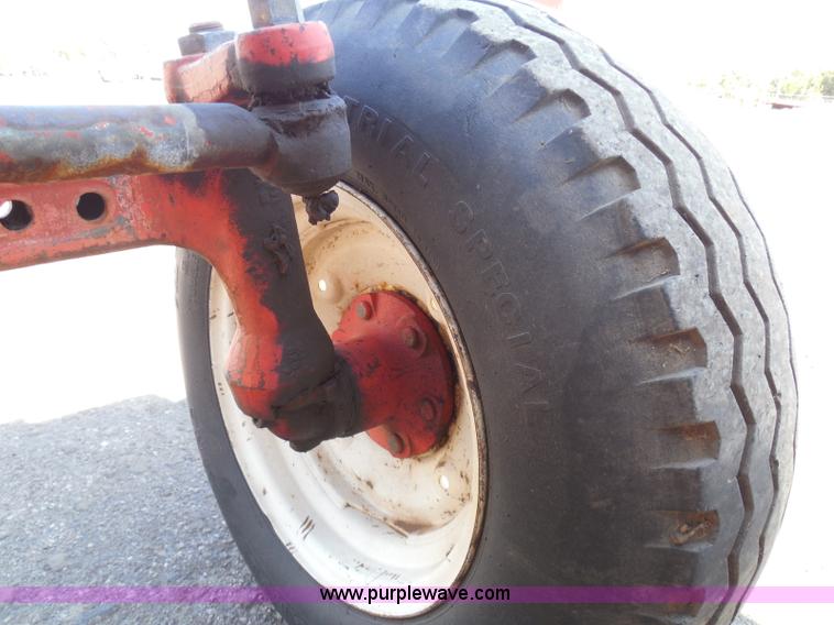 image for item E7948 1995 New Holland 6640 tractor