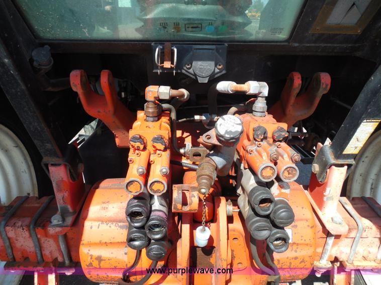 image for item E7948 1995 New Holland 6640 tractor