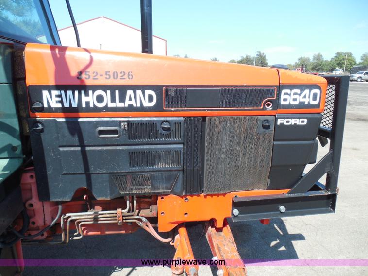 image for item E7949 1995 New Holland 6640 tractor