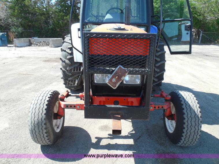 image for item E7949 1995 New Holland 6640 tractor