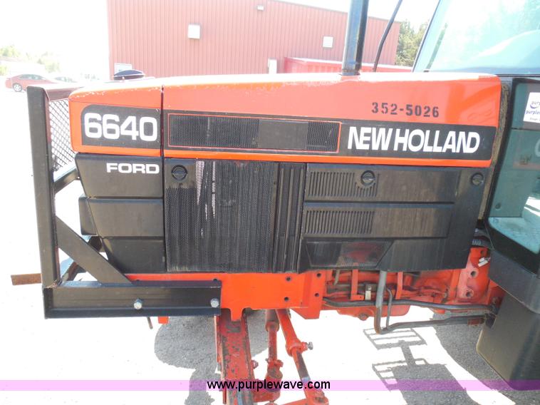 image for item E7949 1995 New Holland 6640 tractor