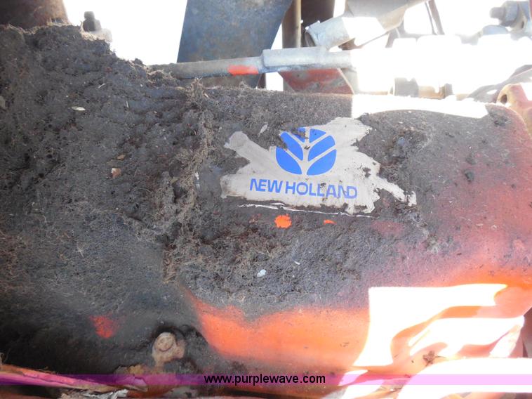 image for item E7949 1995 New Holland 6640 tractor