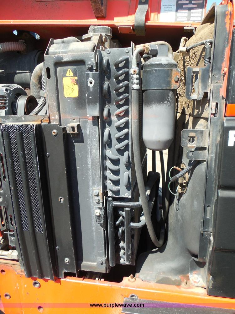 image for item E7949 1995 New Holland 6640 tractor