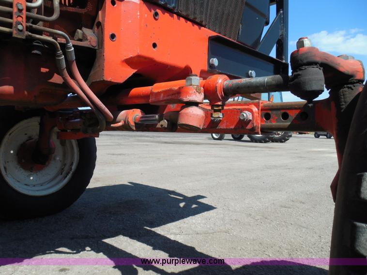 image for item E7949 1995 New Holland 6640 tractor