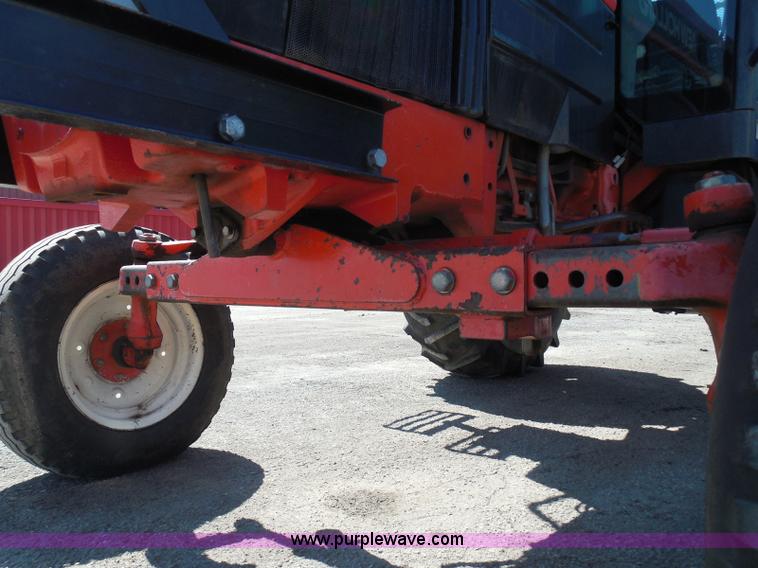 image for item E7949 1995 New Holland 6640 tractor