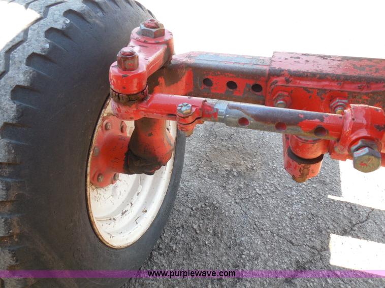 image for item E7949 1995 New Holland 6640 tractor