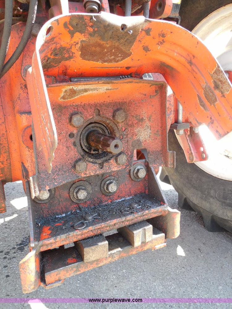 image for item E7949 1995 New Holland 6640 tractor