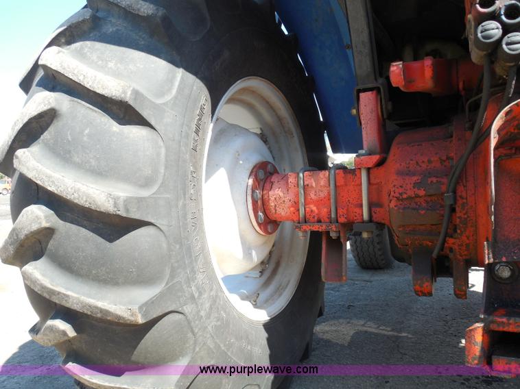 image for item E7949 1995 New Holland 6640 tractor
