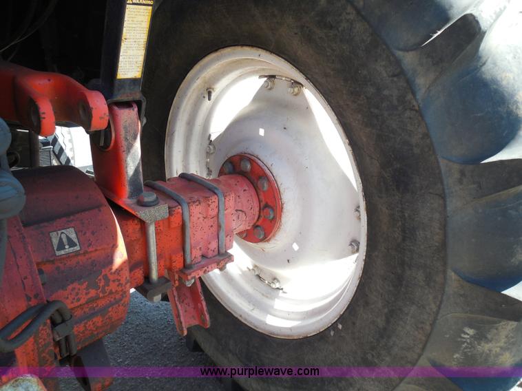 image for item E7949 1995 New Holland 6640 tractor