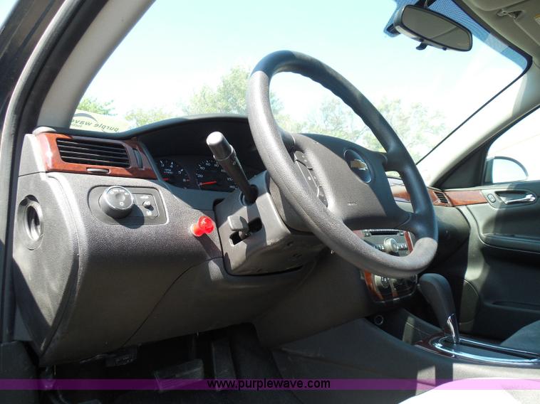 image for item E7950 2008 Chevrolet Impala LS