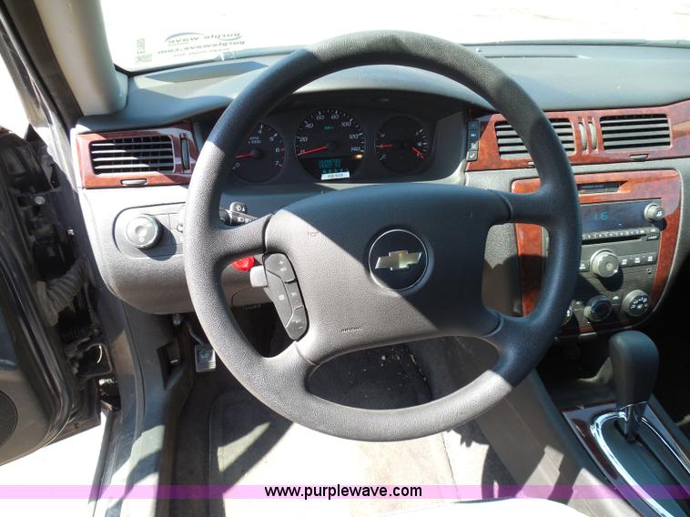 image for item E7950 2008 Chevrolet Impala LS