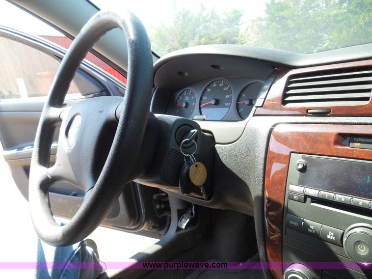 image for item E7950 2008 Chevrolet Impala LS
