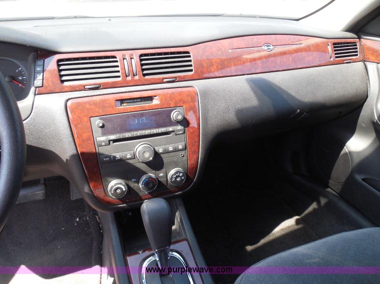 image for item E7950 2008 Chevrolet Impala LS