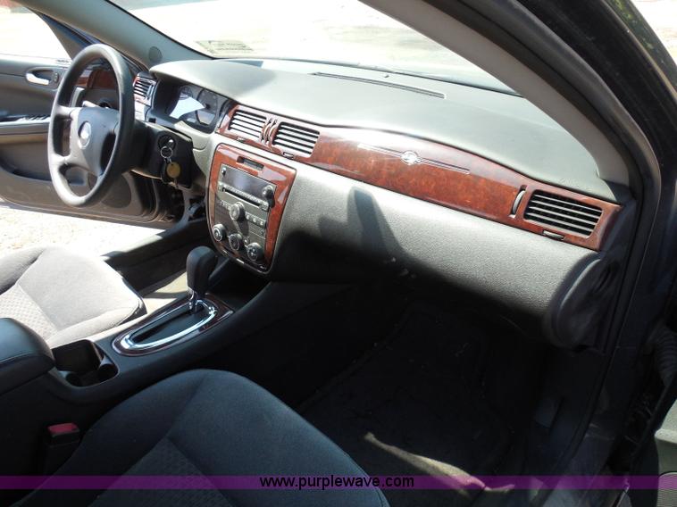 image for item E7950 2008 Chevrolet Impala LS