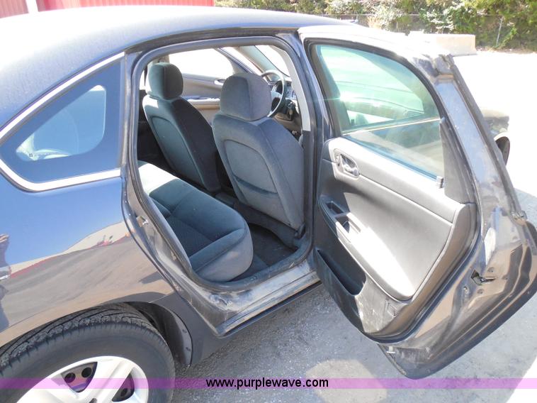 image for item E7950 2008 Chevrolet Impala LS
