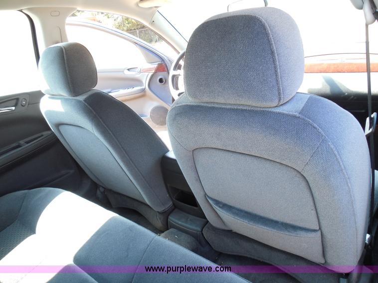 image for item E7950 2008 Chevrolet Impala LS