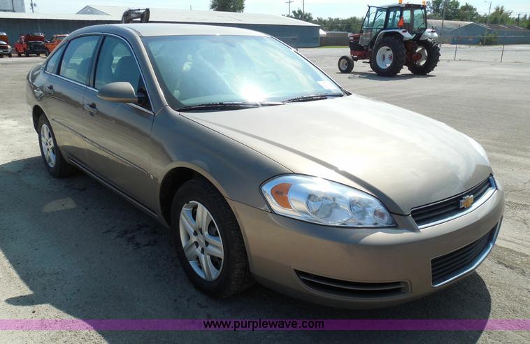 image for item E7952 2007 Chevrolet Impala LS