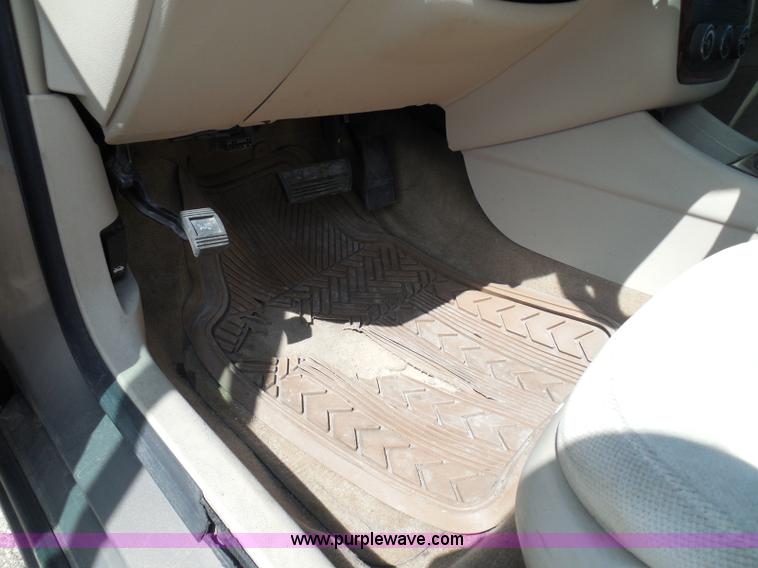 image for item E7952 2007 Chevrolet Impala LS