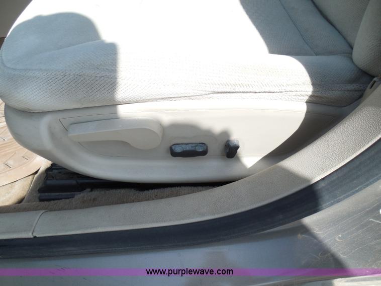 image for item E7952 2007 Chevrolet Impala LS