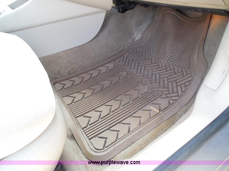 image for item E7952 2007 Chevrolet Impala LS