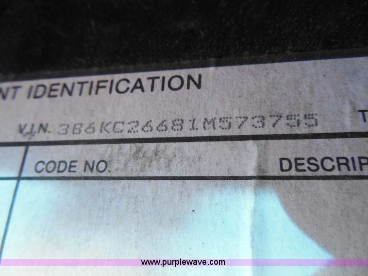 image for item E7954 2001 Dodge Ram 2500 utility truck