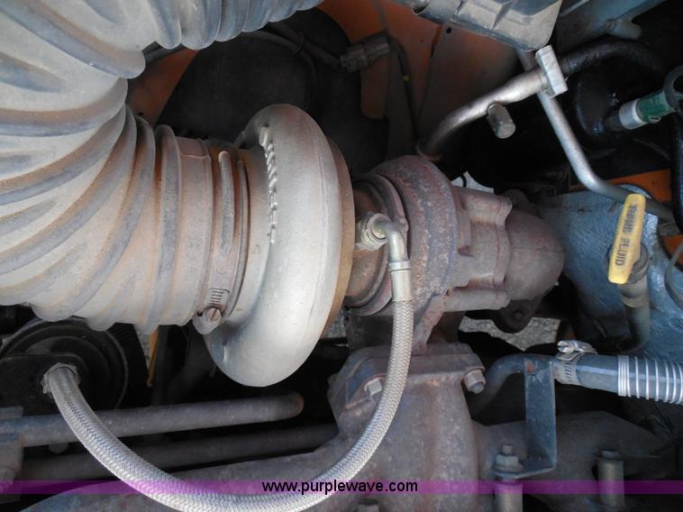 image for item E7954 2001 Dodge Ram 2500 utility truck