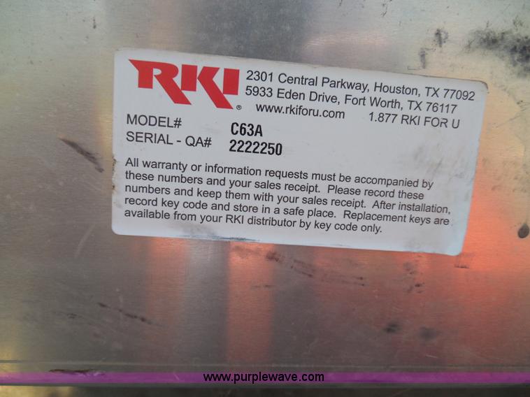 image for item E7955 2008 Ford F250 Super Duty XL pickup truck