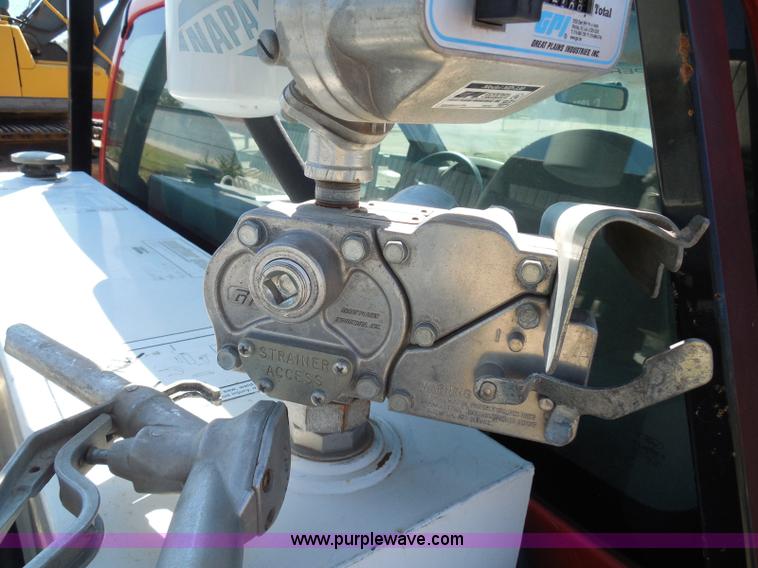 image for item E7955 2008 Ford F250 Super Duty XL pickup truck