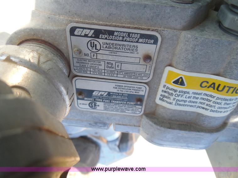 image for item E7955 2008 Ford F250 Super Duty XL pickup truck