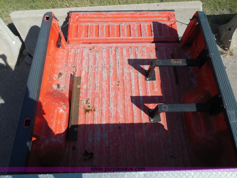 image for item E7955 2008 Ford F250 Super Duty XL pickup truck