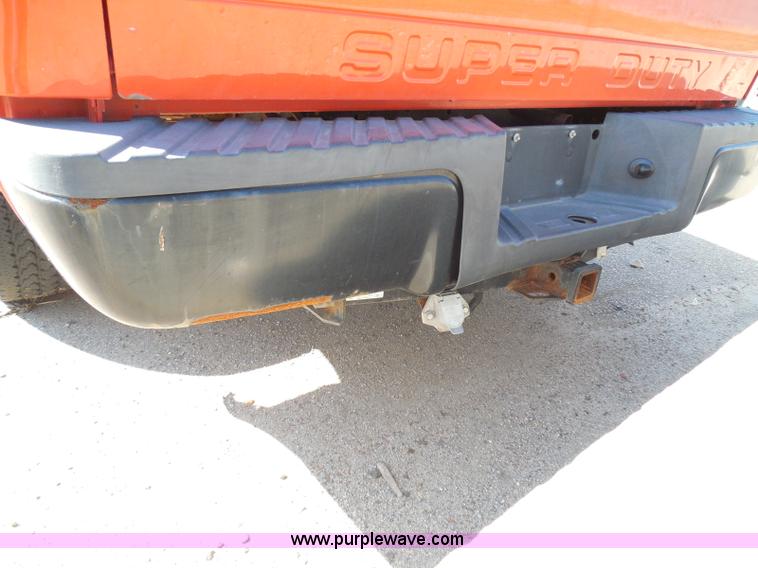 image for item E7955 2008 Ford F250 Super Duty XL pickup truck