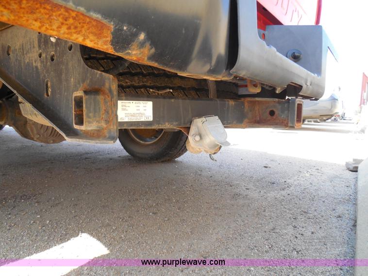 image for item E7955 2008 Ford F250 Super Duty XL pickup truck